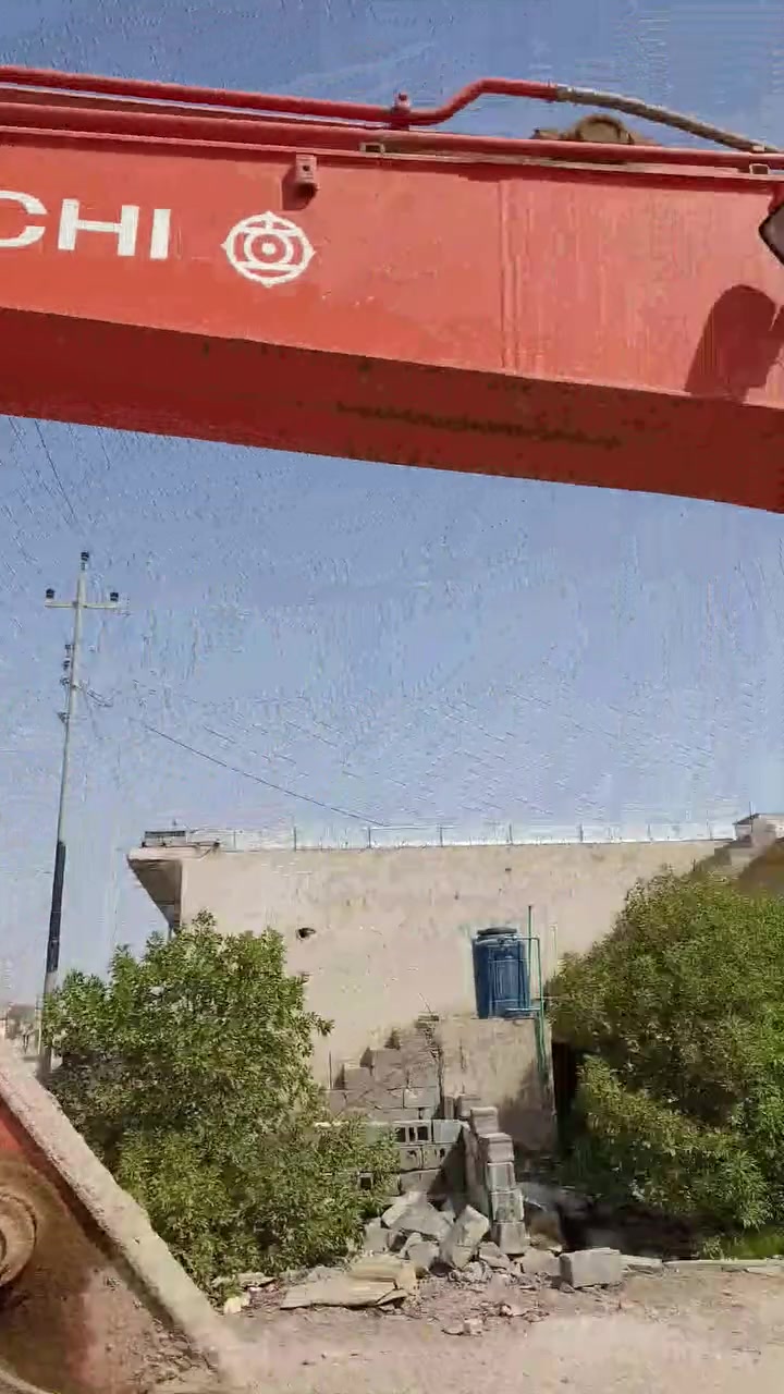 سلام عليكم حفاره للبيع زت ثري موديل 2008 مسجله 2010 رقم بصره الماني شرط تحويل   مكينه جاهزه لشغل السعر 250وبيه مجال //***********//***********
