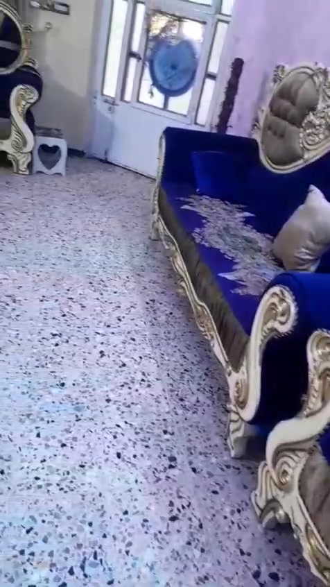 السلام عليكم
غراض للبيع 
الاتصال على الرقم ***********
