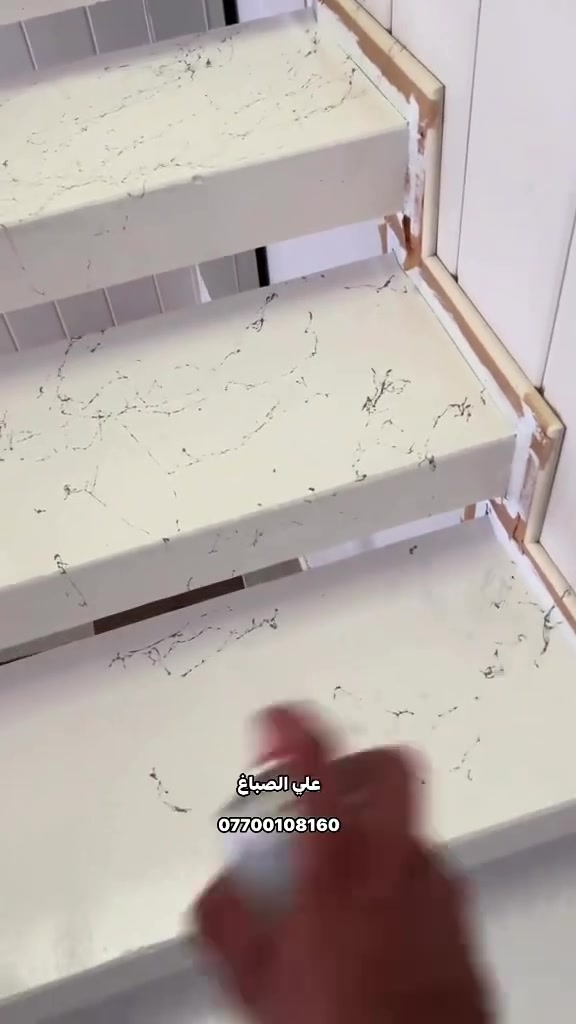 صباغ متجول 🛻
داخل المقدادية 
صباغ بوب شبابيك خشب جدران 
هاتف : ***********📞
