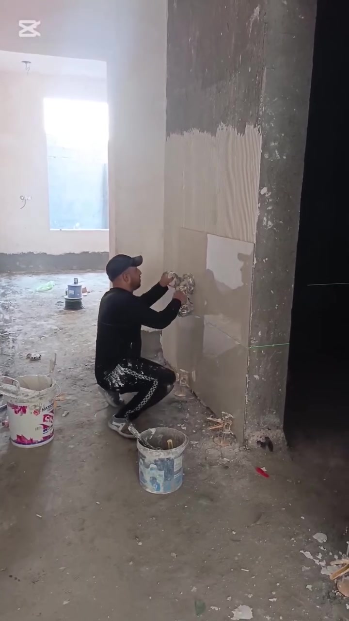 بورسلين • ألواح أرضية وجدارية • بابل