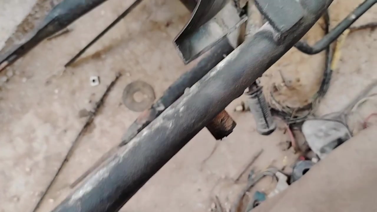سلام عليكم غراض امزت لبيع ***********
