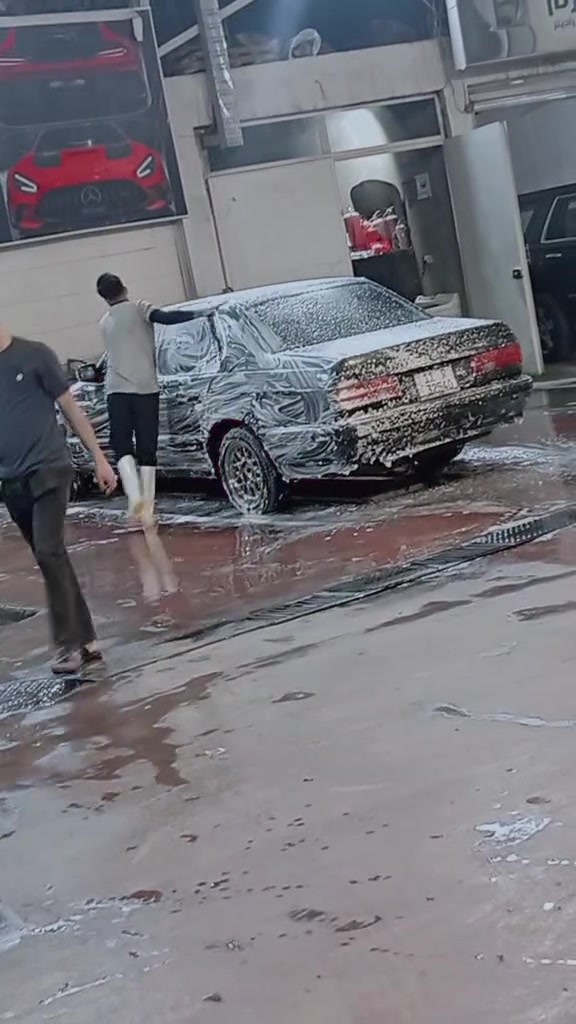 سلام عليكم شباب بيم 735رقم بغداد نكلزي شرط تحويل مودل/93 /محرك وكير شرط. /تبريد ثلج ويه السويج/كهربائيات كلها شغاله  صدرامامي وخلفي جديد مبدل/. ويل رياضي حجم 17سياره مصبوغه جمالي سياره  للمراوس فقط شعدك نزل 
 مكان سياره بغداد الشعله***********
