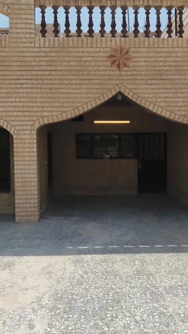 السلام عليكم
يوجد منزل للإيجار المساحة 200 متر طابق أرضي
يحتوي المنزل على كراج يتسع ل سيارتين
مطبخ + حولي+ صالة كبيرة+ غرفتين نوم + حمام
للاستفسار التواصل مع الرقم الاتي : ***********
