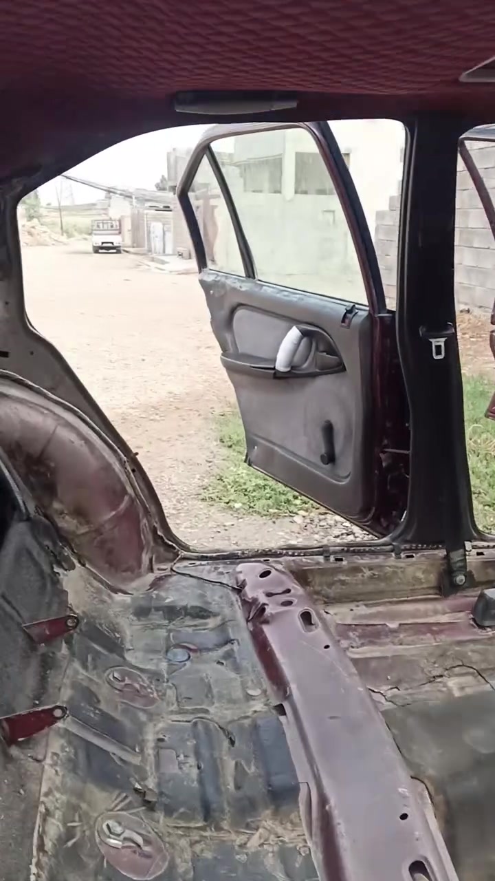 مكينة ٢٫٤ • فتحة سقف كهربا • لا صبغ