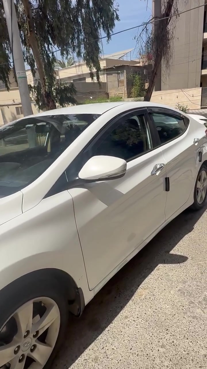 سلام عليكم
الانترا مديل 2014 خليجي مكفول من البارد والصبغ سياره نضيفه كير محرك مكفول 1800 

السعر :١٢٢ ورقه وييه مجال 

 عنوان :كراده الجادريه

الرقم :***********

