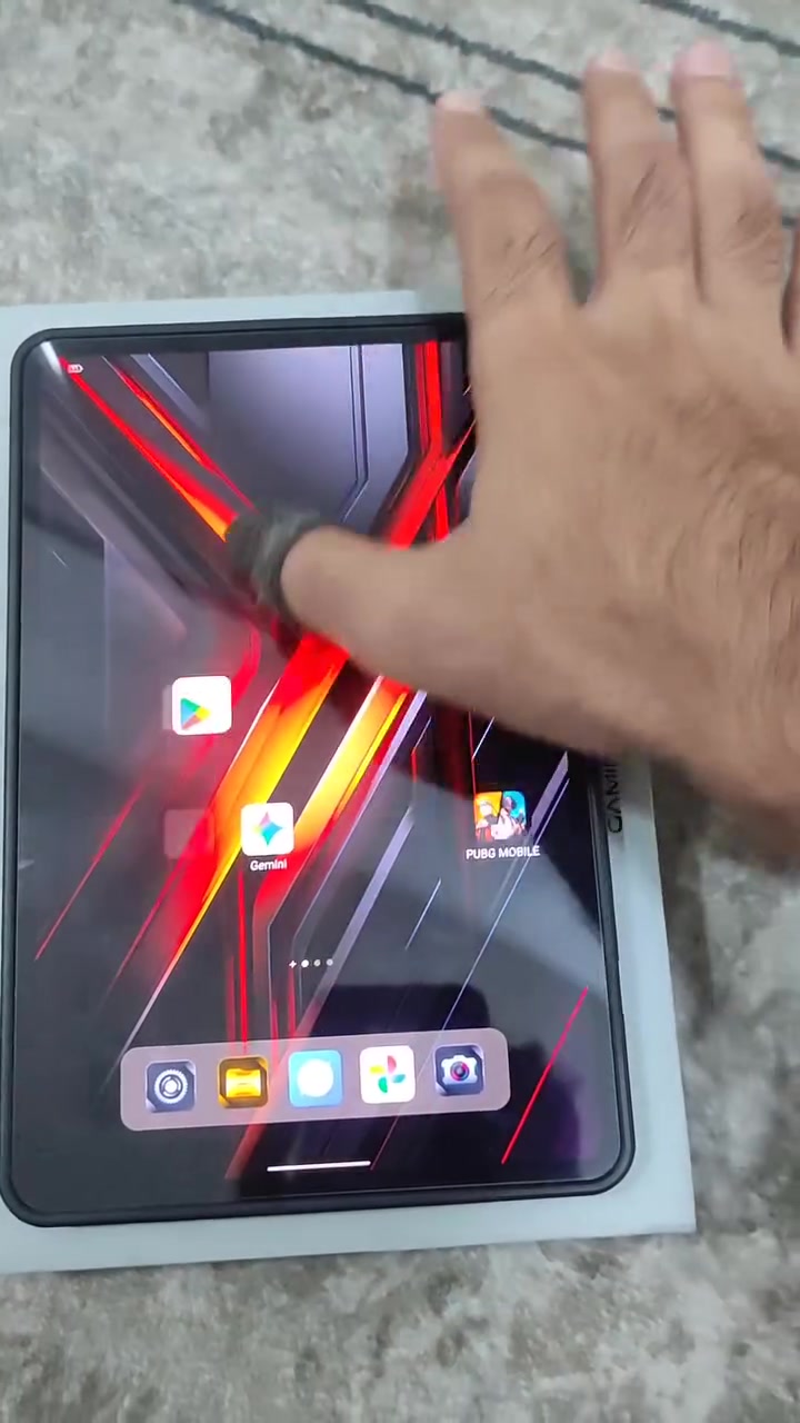 سلام عليكم ريد ماجك استرا 1 ذاكره 256 بطاريه 97 نضيف فقط فطر خفيف ما مأثر على شي مكفول من كلشي تاخذه من باب بيتي انطيك بي ضمان من كلشي السعر 700 وبي مجال مو شراي لا تعبني لايباد نضيف كامل ملحقات و حافظه اصليه رقمي *********** موجود واتساب و فيس مكاني بغداد الشعله
