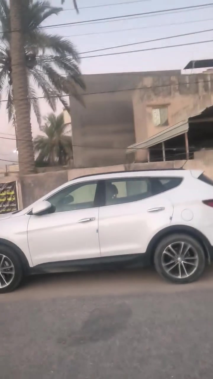 للبيع بيت قديم في الحلة حي الحسين مساحته 400م ركن خلف الإسكيمو سابقا موقع جدا  راقي للاستفسار *********** مكتب الرحيق للعقار
