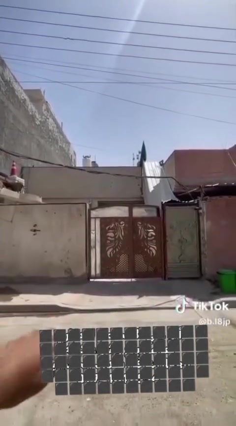 دار  للبيع في الحسينيه الضباط الأولى خلف مطعم ليالي اسطنبول ذات طابقين الطابق الأول مسلح ستقبال و غرفتين نوم وحمام ومطبخ  والطابق الثاني مسلح سندويج غرفتي نوم وحمام وملحق صحي  رقم الدار ٢٤٣٤٦ زقاق٧٦ محله ٢٢٥.                            ***********
