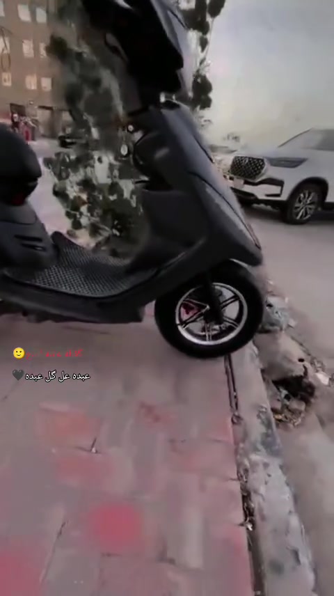 السلام عليكم دراجه ماكس كفالة عامه صارله فتره من طالعه من المعرض جيب اي فيتر يعجبك مكاني كربلاء وصل معرض موجود 
بيها ويل نجمه ***********
