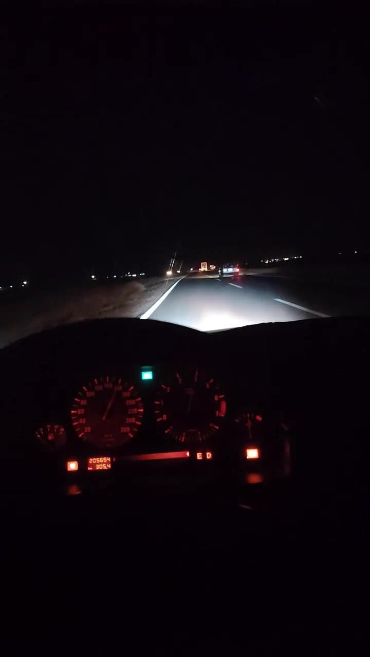 البيع او مروس حسب قناعه
موديل 91
حجم 525 اصال
محرك كبس للا صرف لا نفغ
كير شرط
كير تماتيك
❄️ تبريد شغال
سنويه جديد لحد 31
كابون بازين
اكثر تفصيل تواصل عل رقم واتساب
***********
سعر 50 بي مجال
