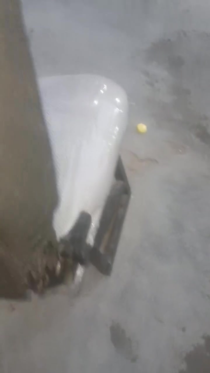 نيسان • كشن جنبي • خلف مرور رستميه