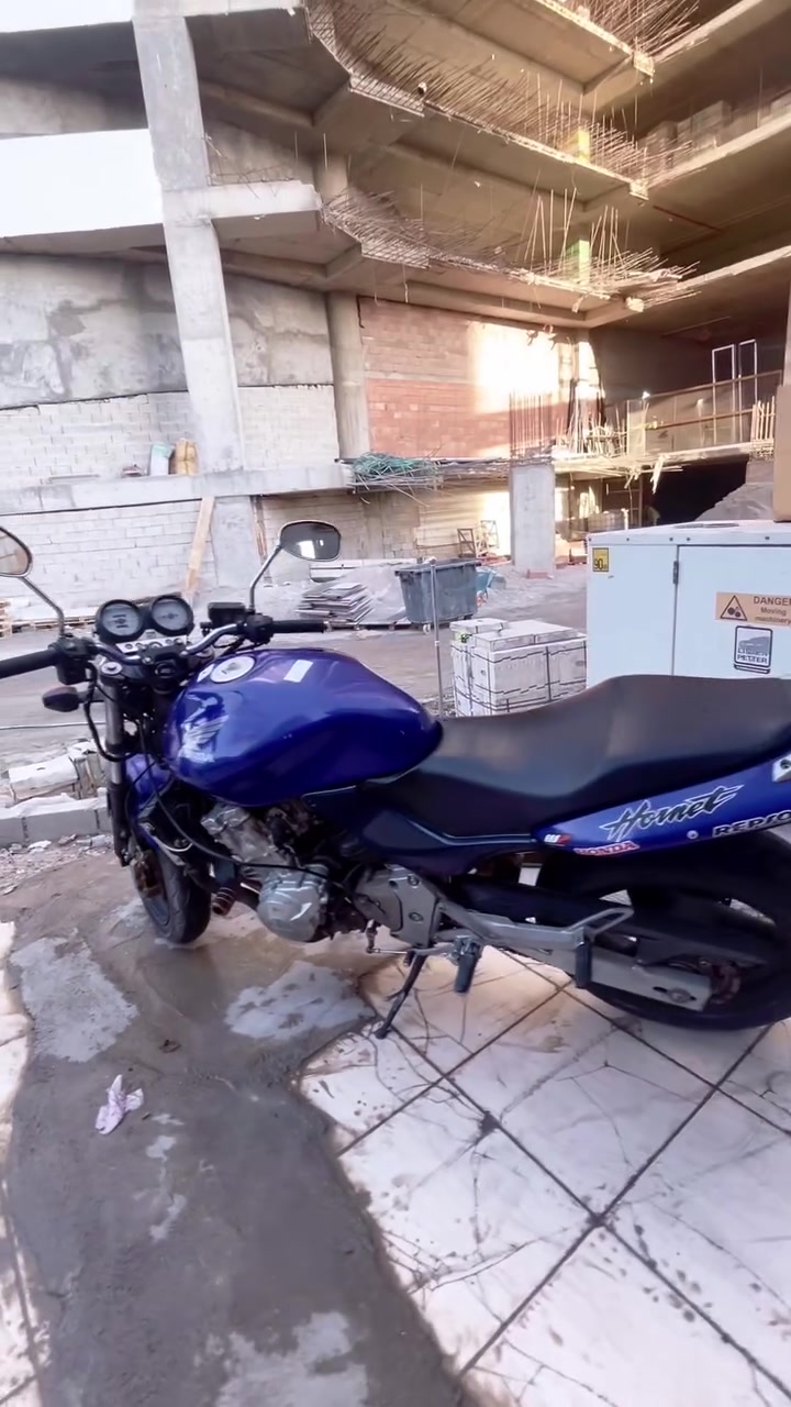 Hornet 600 2003  بۆ فرۆشتن  شوێن سلێمانی نرخ ١٨گەلا  *********** لەسەر دەستی ئەدمینی دڵ❤️‍🔥.

