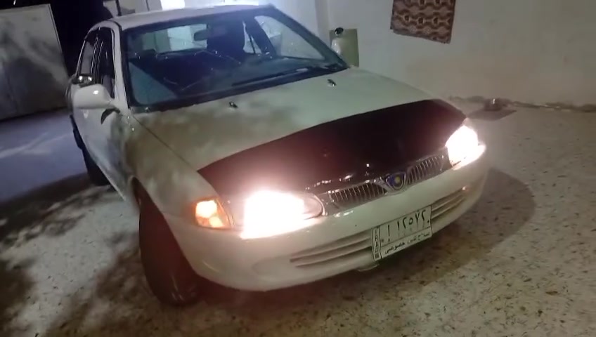 السلام عليكم 
براتون للبيع موديل 2002
حره كير اومكينه مكفولات 
 تخم تاير جديد 
رقم صلاح الدين 
رقم الهاتف ***********
***********
