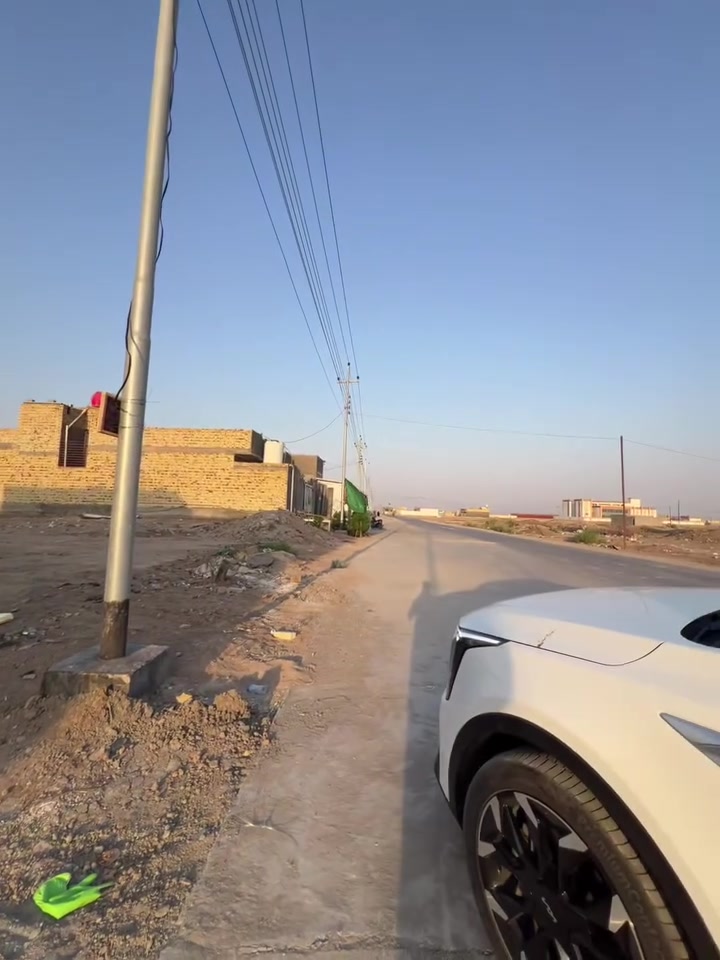 اللهم صل على محمد وآل محمد
قطعه للبيع منطقة الكرادي
خلف مركز شرطه الكرادي 
على شارع20 الصب
100م.   واجهه5 نزال20
رقم القطعه 3174
للاستفسار *********** يوجد واتس آب
