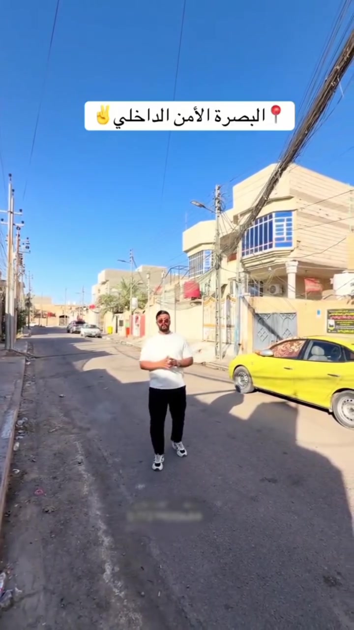 🏠 للبيع بيت + مشتمل ارضي في منطقة الأمن الداخلي – البصرة
خلف حسينية الامام محمد الباقر 

مقابل مربع الخدمات 

📐 المساحة: 262 م²

📜 طابو ملك صرف

🚗 شارع 10 متر

🏡 البيت الأول :  

غرفة + ديوانية + هول + 

مطبخ + حمام داخلي + حمام خارجي + سطح.

🏡 المشتمل :

 غرفتين + هول + مطبخ + حمام + كراج سيارة، 

⭐ ميزة مهمة : 

الدار والمشتمل مرتبطان بأبواب داخلية 

ومفتوحان على بعضهما، مما يجعلهما قابلين

 للاستخدام كوحدة سكنية واحدة كبيرة 

أو فصل كل قسم بشكل مستقل حسب الحاجة.

📍 قريب من 

الحسينية، السوق، المولدة، المستوصف، الخدمات والمدارس.

📞 صاحب البيت: ***********
