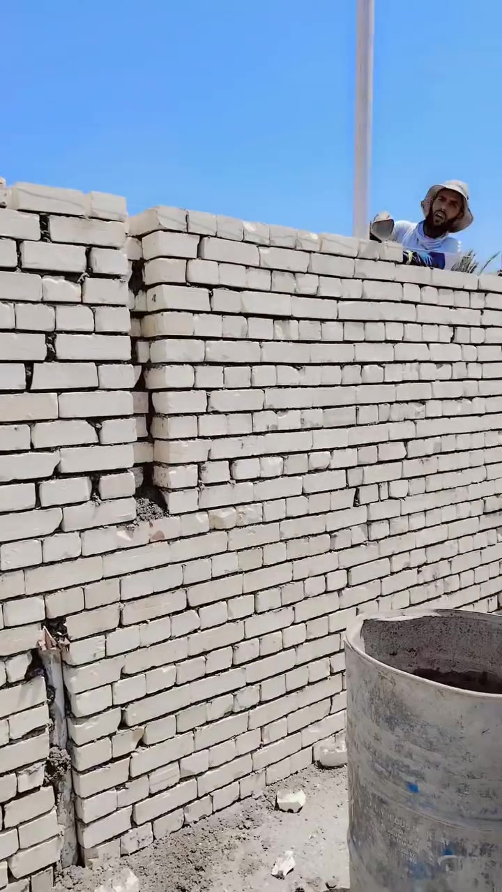 خلفه بنا متفرغ حالين تصل وتدلل ***********
