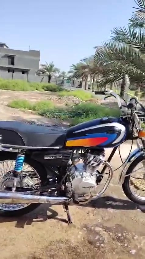 السلام عليكم دراجه انتنس للبيع موديل 21 نضيفه حيل شلعه ومعدل لاتنقيص ولا تبخير الدراجه كلك مكفوله من السرقه مكاني بابل هاشميه ***********
