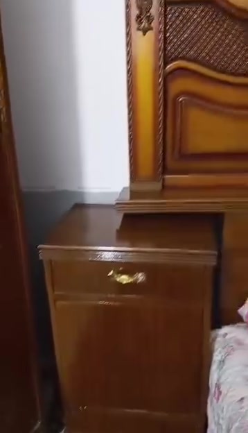 غرفة نوم صاج للبيع الكنتور أبو ٦بيبان سعرها ٦٥٠
