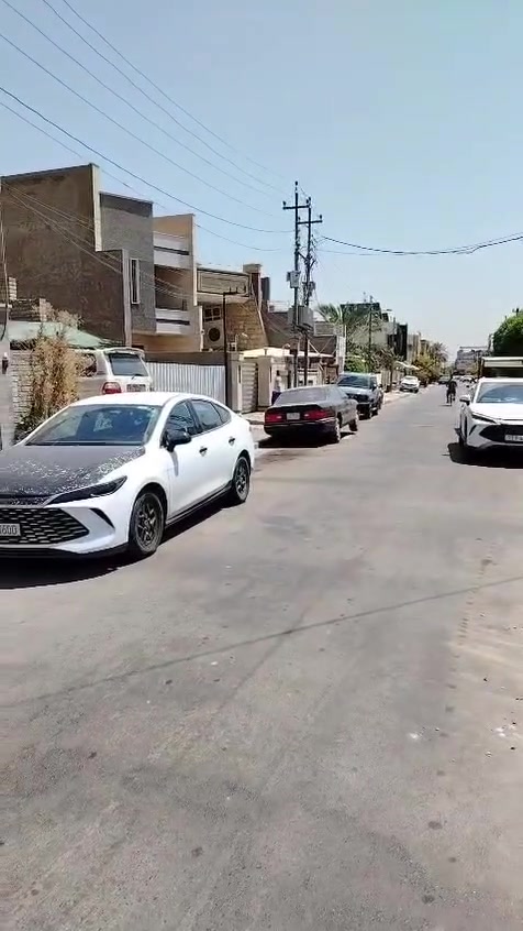 البيت للبيع
موقع جدا رقي وبسعر مناسب 
130 متر طابو ملك صرف 
3 غرف نوم وصاله ومطبخ وصحيات 
العنوان// بغداد// الدوره// الاثوريين//
تفاصيل اكثر إتصال برقم 
***********
***********
