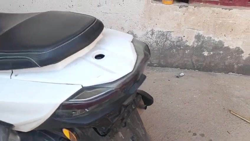 اسمه سكنس مديل ٢٥ السلام عليكم دراجه نظيفه ما مستعمله هواي بروما مفتوح بيها على وضع الش 14 من طلعناها من معرض استفسار على هذا الرقم والشراء بخير ***********
