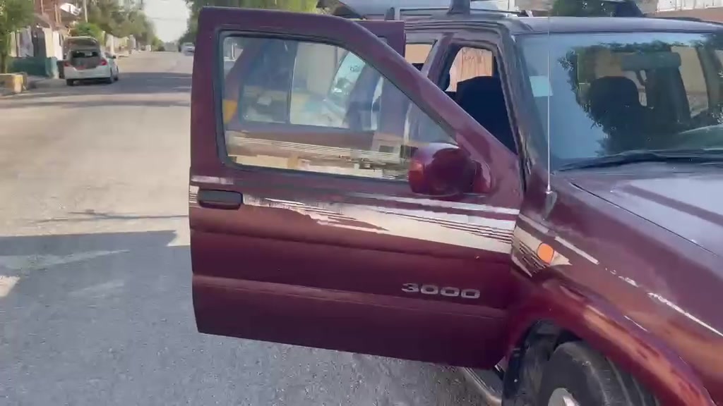 نیسان پاثڤندر ٢٠٠٤ مواصفات امریکی  کشن جلد  کشن خەزن  گێر و مەکینە بطە 2500  شرط ، بیە نصف جاملغین امامی صبغ ویا البونیت  سنویة منتهیة ١٢/٣/٢٠٢٢ ، السعر 53 وبیە مجال ، اربیل .
للاتصال *********** واتساب .

