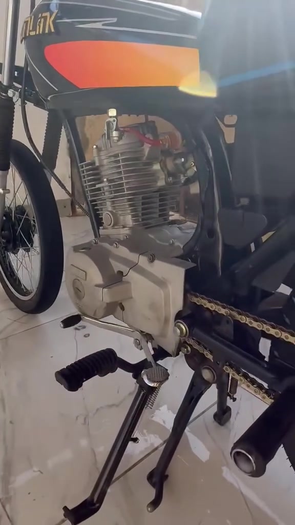 ايراني للبيع مكينة انيرجي 150cc
دراجة تعمير كله جديد اصلي شرط 
ويلات فافون 
دراجة كامله مكمله من كلشي دك هندر وروح وين ما تريد 
ودراجة شلعه ومعدل وفصله 
مكاني ابو الخصيب سعر خاص
*********** واتس فقط
