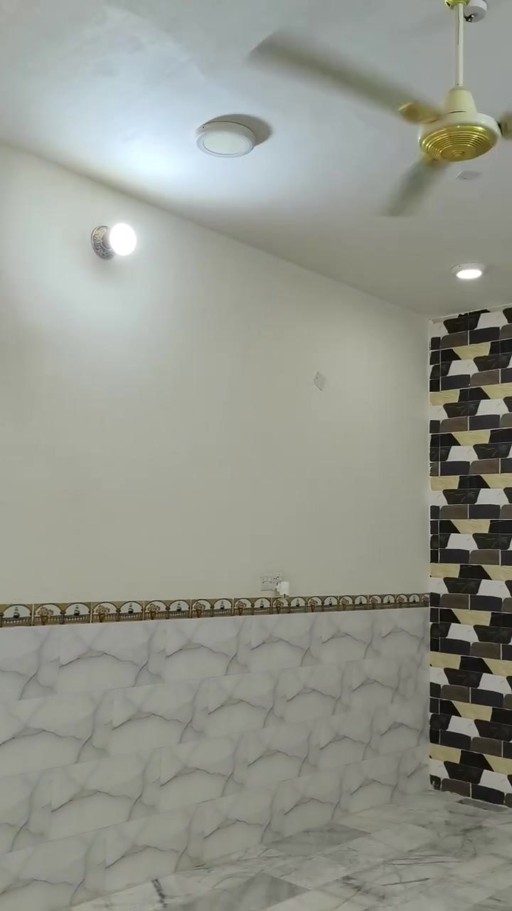 بيت زراعي • ٢٠٠م • ٣غرف