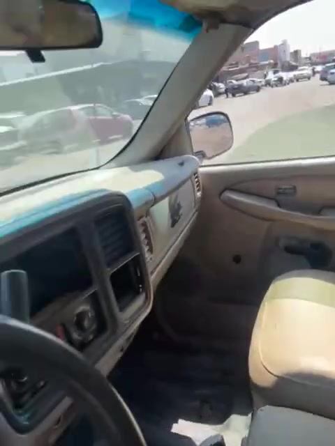 جمسی خاشوکە ٢٠٠٥
دەبڵ قمارە بۆدی کورت
ئارم پلاستیک 
گێر ١٠٠٠
مکینە ٥٣٠٠
چوار تایەی نوێی لەسەرە
تاخم پێش و پشت نوێ
شوێن هەولێر
ژمارە مۆبایل ***********
