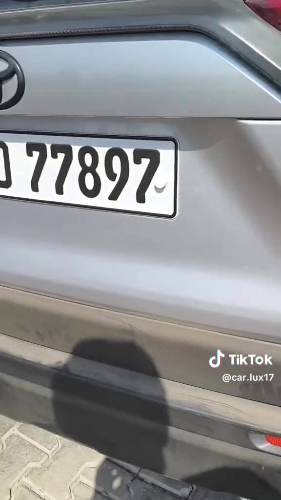 السلام عليكم...مركز طبقات ...بوليش وتكحيل بالجودة العاليه....غسل وحمام داخلي بالبخار....عنوان شارع كورنيش...قرب بانزيخانه كورنيش ***********
