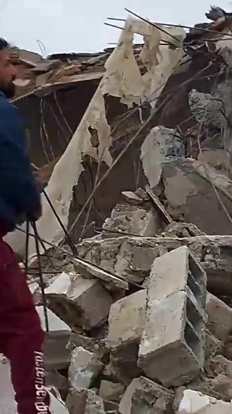 السلام عليكم يوجد لدينا كادر تفليش البيوت و تگشير الجذران و قص الرباطات و رفع النقاذ و قلع الراضي و قص البيوت بانسب السعار بغداد فقط يوجد واتساب اتصل وبخدمتك ***********
