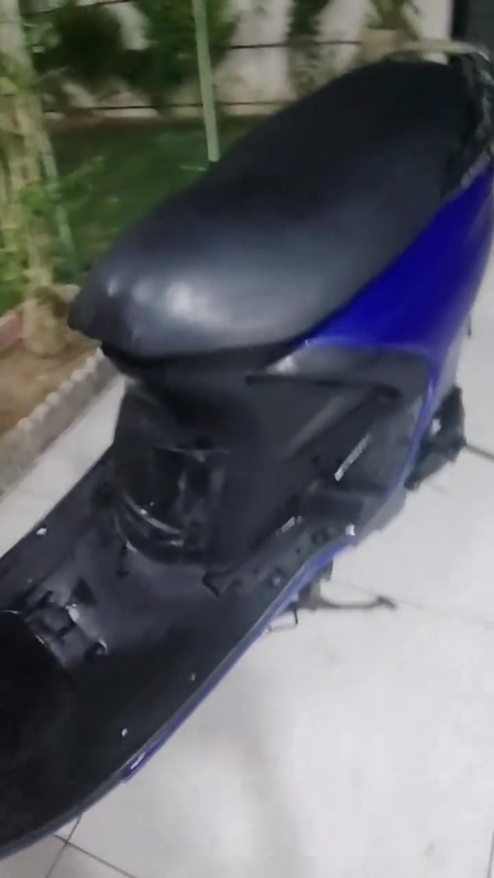 للبيع 
٤٠٠ بي مجال
نكره سلف
مابي اي عيب
***********
