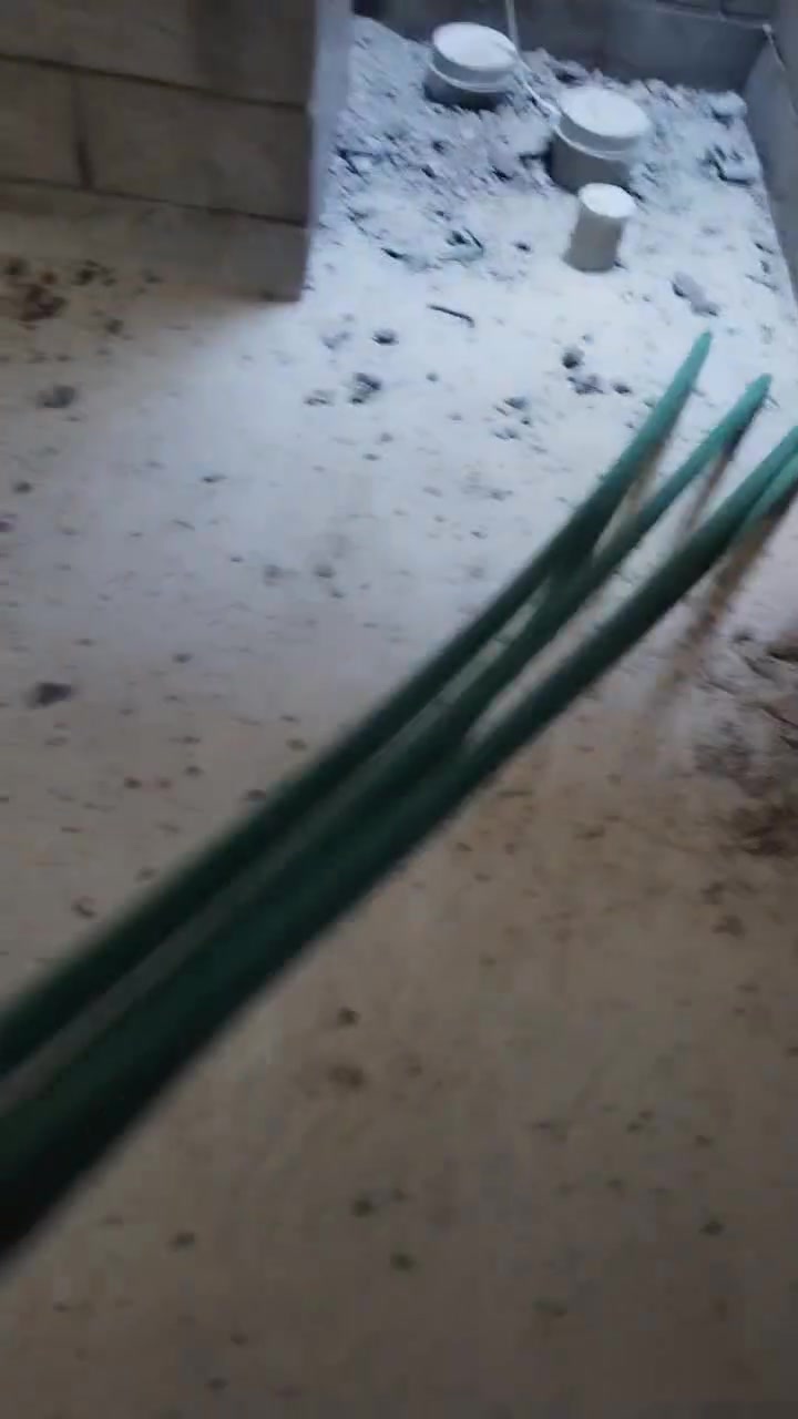 جزء من عملي صاعد نازل مكون من 3 نوازل خاصة نازل خاص للكيزر نازل خاص للمطبخ نازل خاص للحمام اخوكم المؤسس ابو اسد للحجز والاستفسار التواصل على الخاص او الاتصال على الرقم ***********
