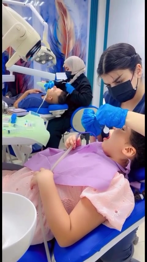 🦷✨ ابتسامتك تستاهل عناية تليق بيها!

بـ عيادة الجمال لطب وتجميل الأسنان نهتم بالتفاصيل الصغيرة حتى نوصل وياك للنتيجة اللي تتمناها 🤍

من التنظيف والتبييض، للحشوات والتجميل…
خلي ابتسامتك تحچي عن جمالك 😍

📍 جزيرة بغداد السياحية – شارع مركز الفحامة
📞 ***********
📞 ***********

عيادة الجمال… لأن ابتسامتك تستاهل الأفضل.

