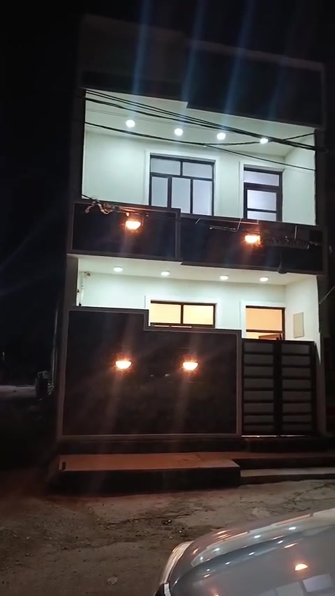 للبيع بيت طابقين  زارعي ركن  المساحه 50 متر مربع. للأتصال***********
