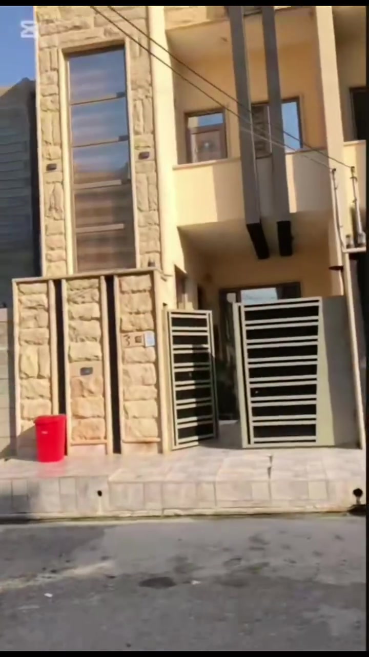 دار  بناء حديث  للبيـــع
◀️ موقع العقــار ⬅️ حي  الفلاح الثانيه خلف الملعب  

⚫ جمعية ضفاف دجلة  +كرت بلدية تم الكشف ع الدار  

◀️المساحة ⬅️ 100 متر      

◀️ الواجهة ⬅️ 5متر  

◀️ العمق ⬅️ 20 عمق الدار   

◀️ تقع على شارع  ⬅️ بعرض 10 متر  +قرب شارع 15 

للمزيد من المعلومات والاستفسار مراجعة المكتب 

بإدارة  ثامر 🔹🎖مكتب الیمامة للتجارة للعقارات🎖

 للتجارة العقارات 🔹

🔹او التواصل معنا عبر الارقام التالية

📲 ‏‪***********‬‏

📲 ***********

من الساعة⏰( 9 ) صباحًا الى الساعة⏰( 7 ) مساءً

