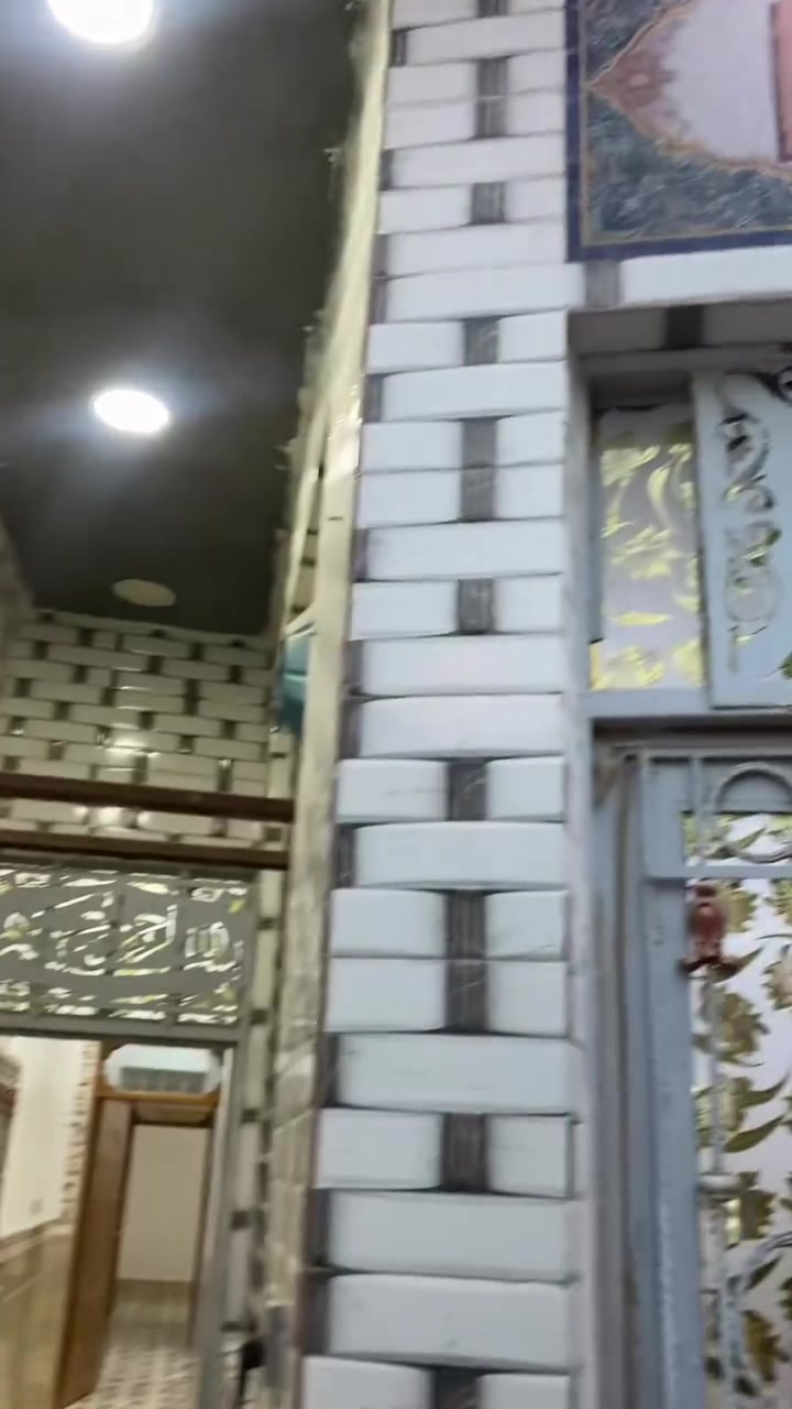 دار للايجار • ١٠٠م • شارع المجمعات