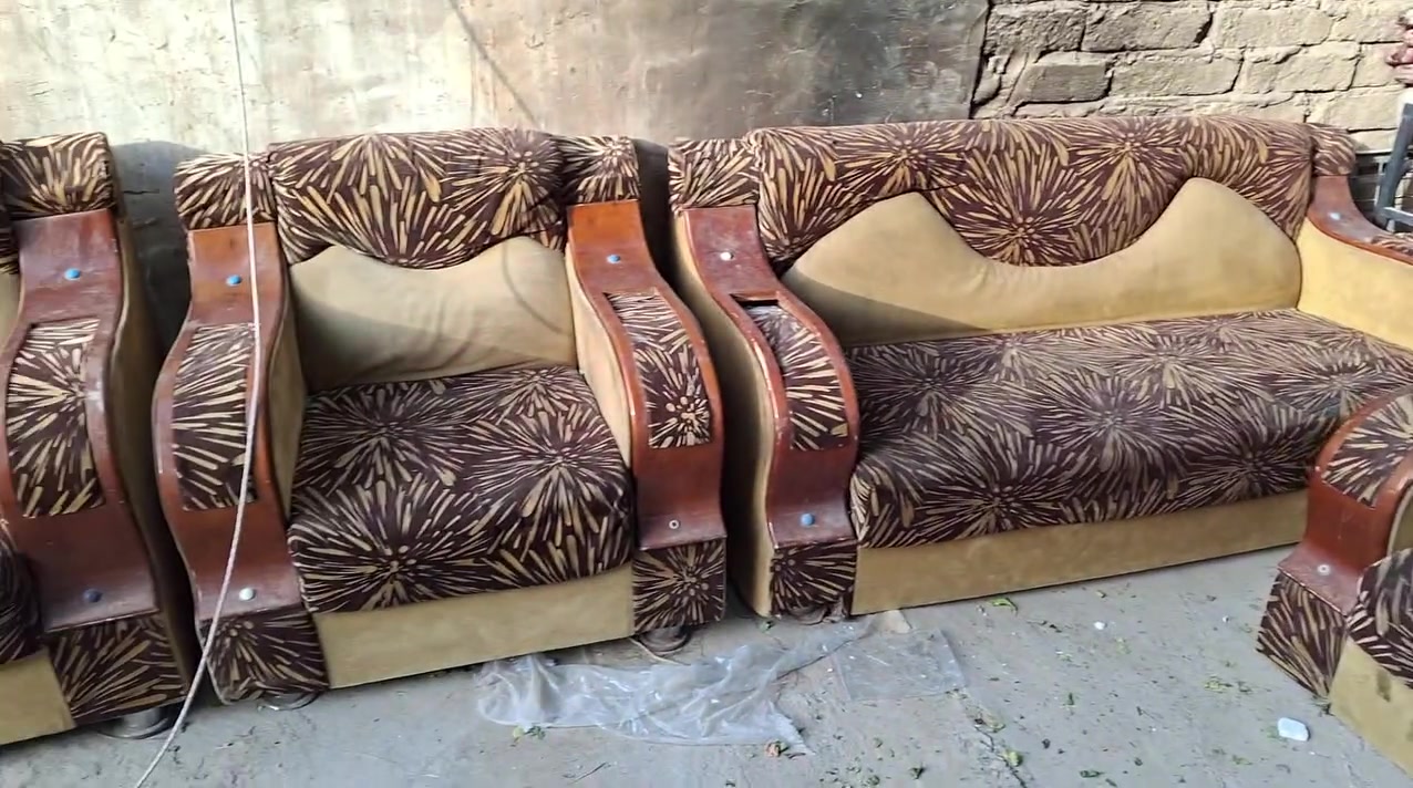 جلسة عربية • ٥٠×١٠٠ • نظيف