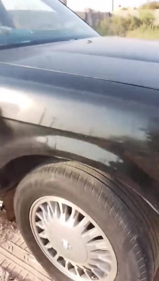 السلام عليكم ارنب طويل لون اسود سيارة مكينة وكير خير من الله سيارة  جاهزة نقوصات تبريد وبعد ترتيب سعر 40 وبيه. مجال عنوان بصرة ابو الخصيب رقم الهاتف *********** سيارة بدل بيه القدة هية بيضة لازم سودة بس
