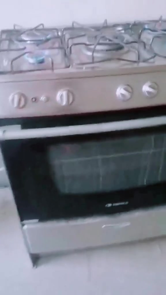ل طباخ ماركة دنگا اصلي مستعمل نضيف يرادله تنضيف ولمسات بسيطة 5 عيون كلهن شغالات وفرن شغال الفوگ والجوة نار حيل زينة  سعرو 80 الف وبي مجال
تواصل واتس اب ***********
#طباخ ماركة #دنگا اصلي مستعمل نضيف يرادله تنضيف ولمسات بسيطة 5 عيون كلهن شغالات وفرن شغال الفوگ والجوة نار حيل زينة  سعرو 80 الف وبي مجال
