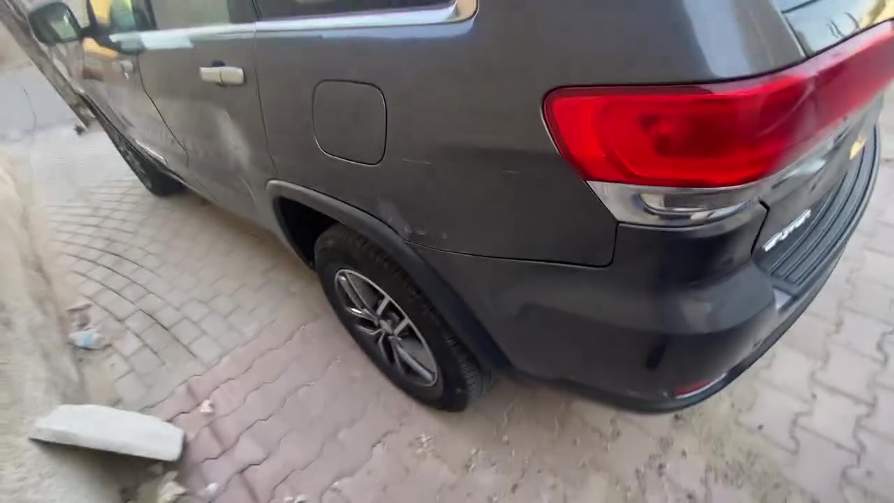السلام عليكم جيب لاريدو موديل 17 رقم بغداد بأسمي فور ويل ملغي ماشيه 74 ميل حادثها خلفي جاملغ وقبق جنطه سونار موجود بالمنشور السعر 193$ وبيها مجال مكانها بغداد
***********
