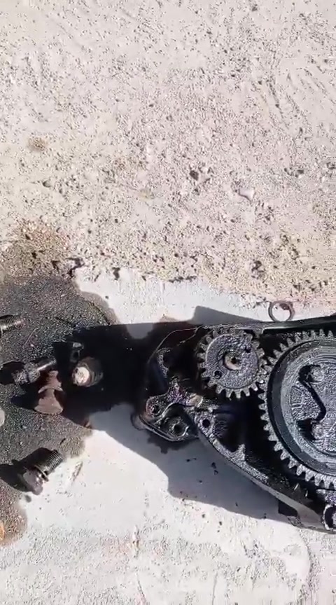 بم كاز فالفو محرك 6 سلندر + اويل بم فالفو +مبخره محرم فالفو للاستفسار. ‏‪***********‬‏
