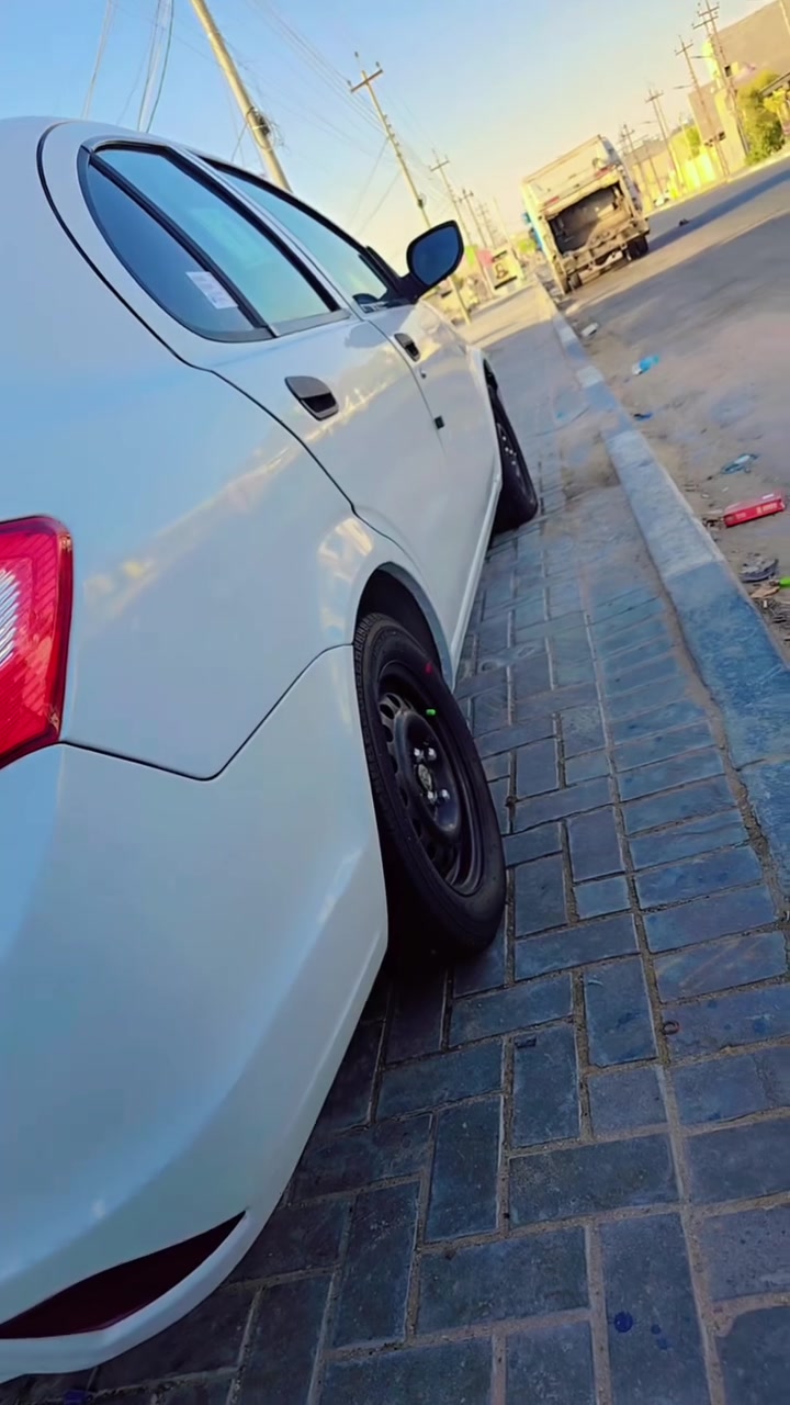 ساينا مديل 2018 مكفوله من تبديل  حره بسمي تحويل ثاني يوم كير محرك تبريد تخم تاير  كله جاهزه سعر 58 العنوان البصرة القبله رقم الهاتف 📱 ***********
