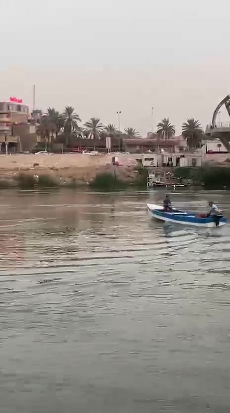متوفر بلام فايبر كلاس طول 6 وربع عرض 150 العنوان بغداد الكريعات للاستفسار الاتصال على الارقام *********** ابو علي/*********** الجبوري
