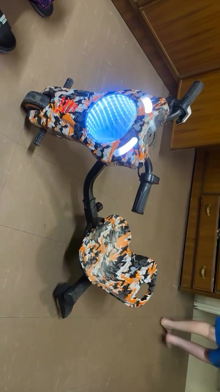 للبيع اخو الجديد *********** 125 قفل
