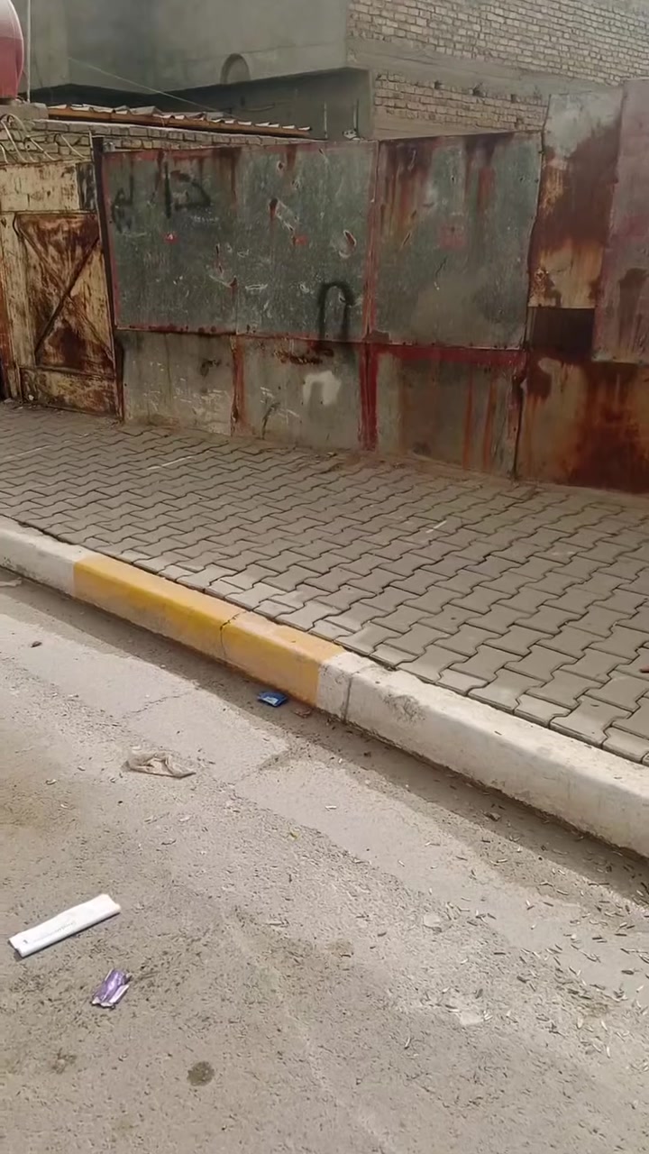 الحسينية • ٢٠٠م • قرب مدرسة الرحاب