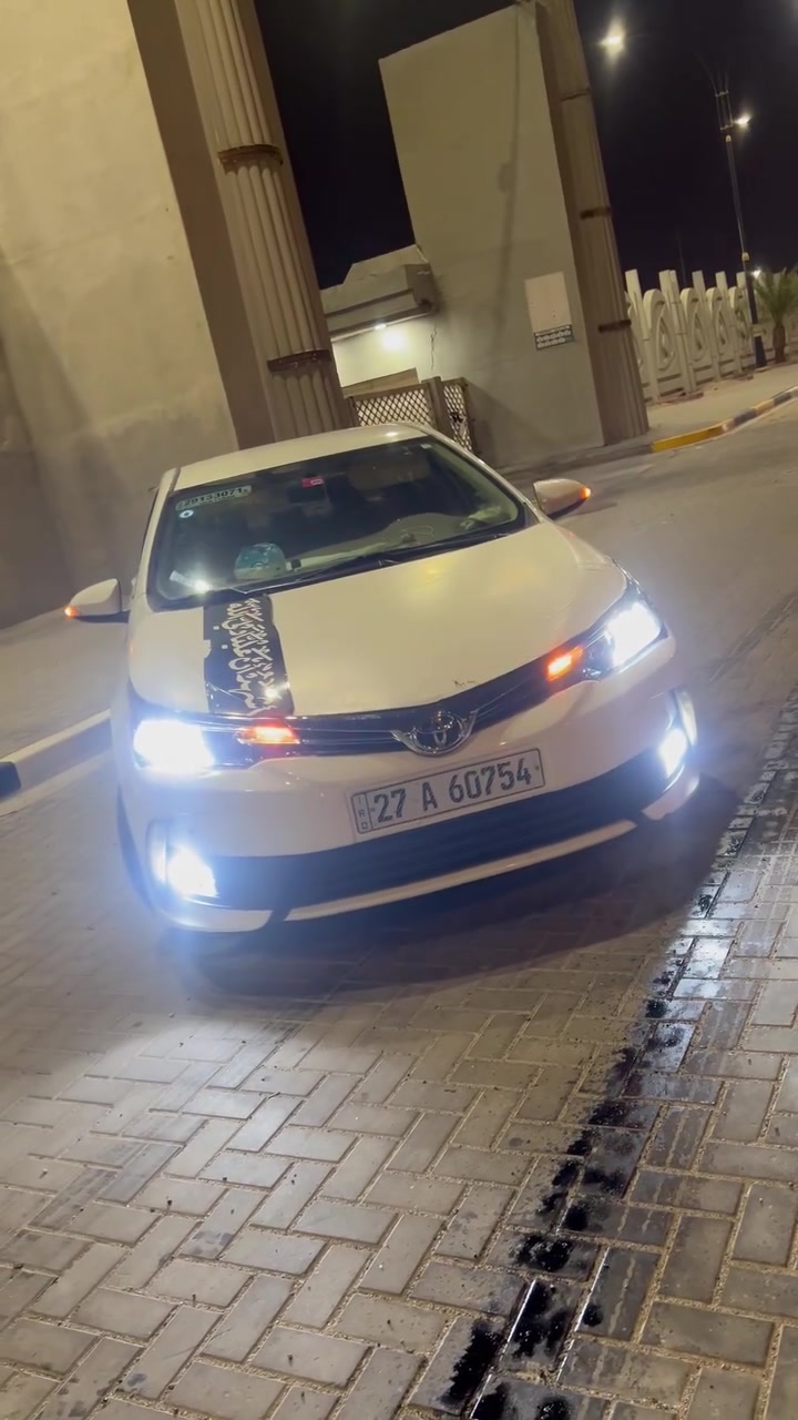 تيوتا كورلا 2018 خليجيه رقم نكليزي ذي قار سياره جاهزه منضومة تبريد جديده منضومة صوت jbl  عملاقه تخم تايرات قبل ٢٠ يوم شادهن منضومة زنون جديده موقع سياره بصره سعر 132 ورقه للستفسار اكثر مراسله او الاتصال على رقم ***********
