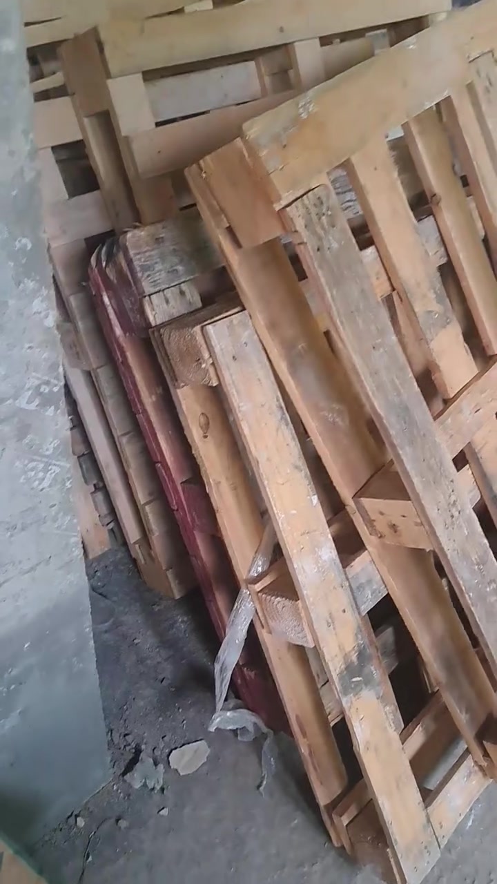 السلام عليكم سكيبات للبيع سعر الوحده ٣٠٠٠ الاف دينار كربلاء خلف مول الحارث شارع الشهداء بجانب فندق القمر متواجد من الساعه ٩ الصبح الى ٥ العصر  ***********

