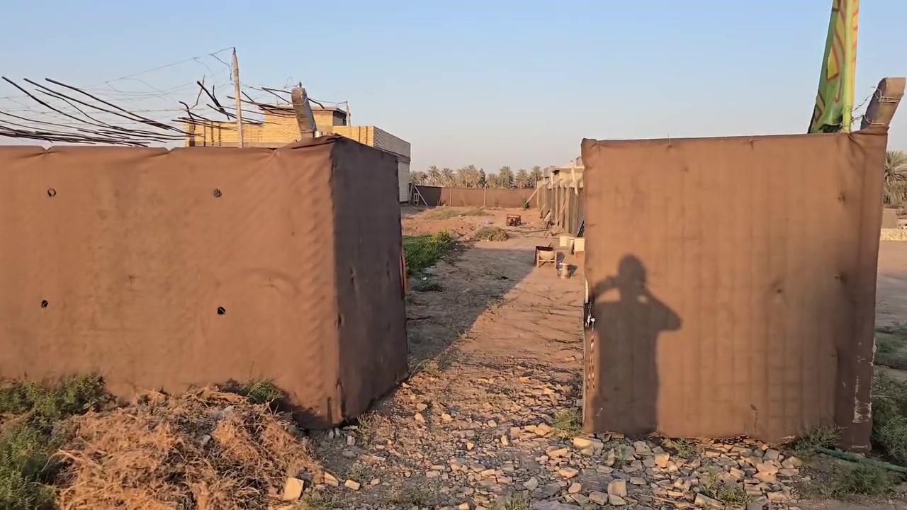 السلام عليكم 
ربع دونم  ٦٢٥ متر 
المكان بين (حي العمال _وفرع الامام )كاع علي الزيدان قرب الجبل  سند ١٧ 
السعر  ٣٥ وبيه مجال 
***********
