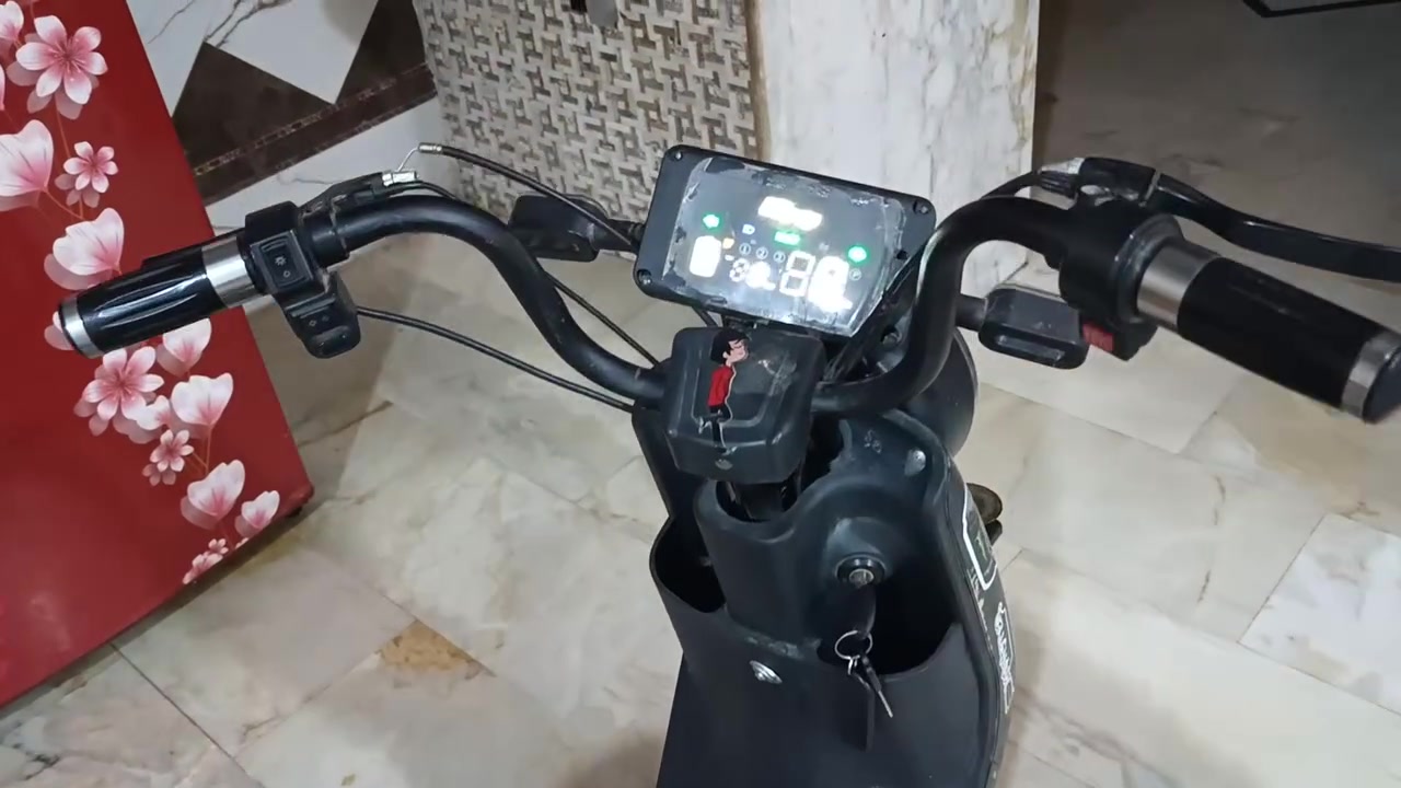 دراجه شحن • نظيفه • عوزه بطاريات