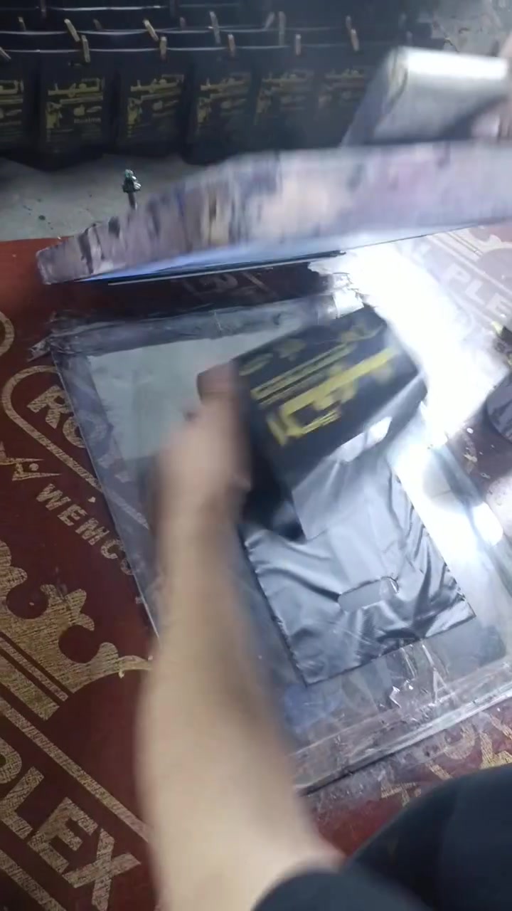 طبع كافه المطبوعات علاليك كارتات وصولات ستيكرات بانواحه دفاتر علب مال عطور ستيكرات رقم الهاتف واتساب ***********
